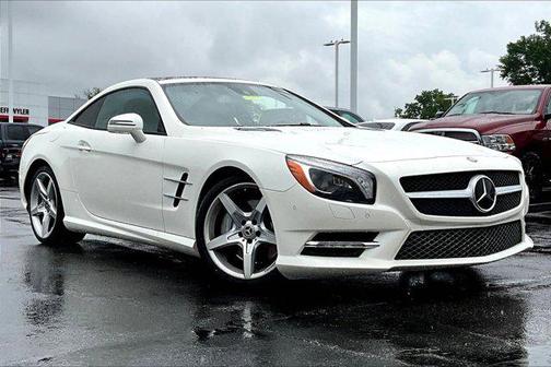 Diamond White Metallic 2013 Mercedes-Benz SL-Class SL 550