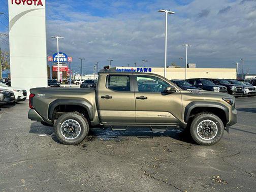 2025 Toyota Tacoma TRD Off Road