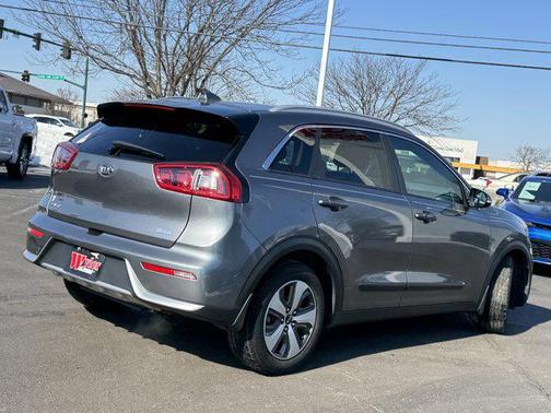 2017 Kia Niro EX
