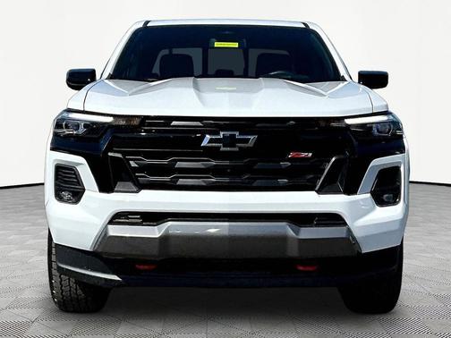Summit White 2026 Chevrolet Colorado Z71