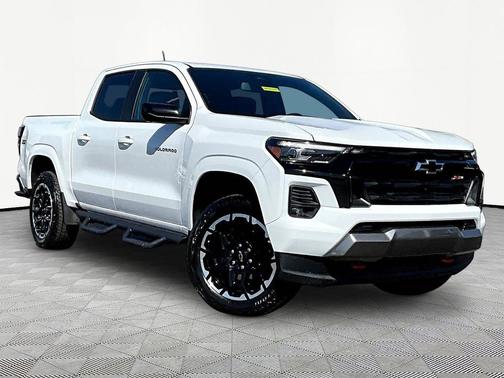 Summit White 2026 Chevrolet Colorado Z71