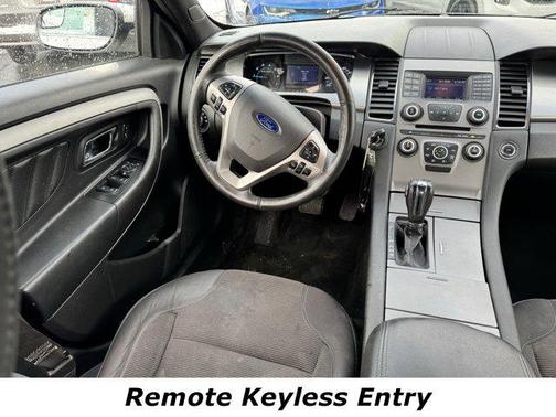 2016 Ford Taurus SEL