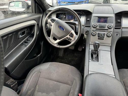 2016 Ford Taurus SEL