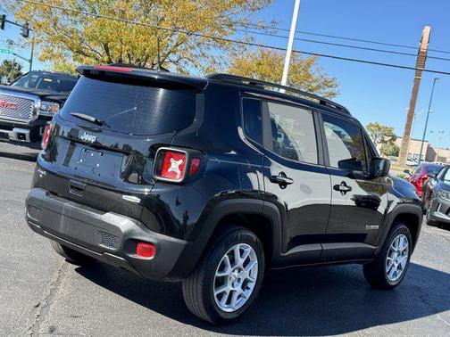 2022 Jeep Renegade Latitude