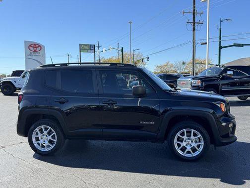 2022 Jeep Renegade Latitude
