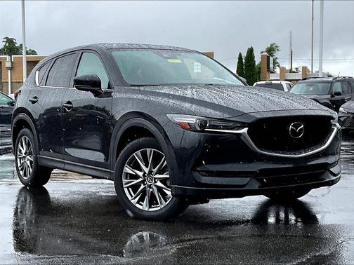 Jet Black Mica 2019 Mazda CX-5 Signature