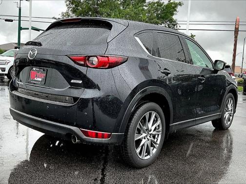 Jet Black Mica 2019 Mazda CX-5 Signature