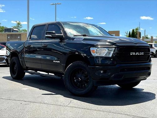 Diamond Black Crystal Pearlcoat 2019 RAM 1500 Big Horn