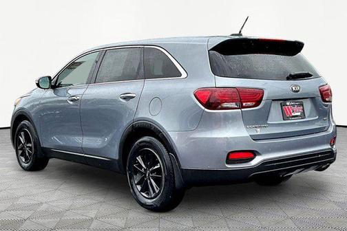 Everlasting Silver 2020 Kia Sorento L