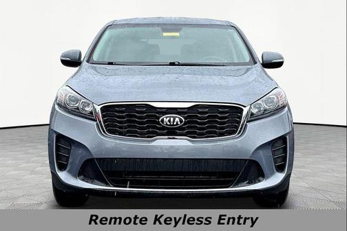 Everlasting Silver 2020 Kia Sorento L