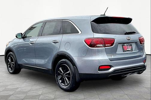 Everlasting Silver 2020 Kia Sorento L