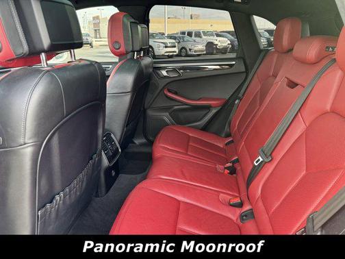 2018 Porsche Macan S