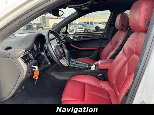 2018 Porsche Macan S