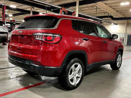 Redline Pearlcoat 2023 Jeep Compass Sport