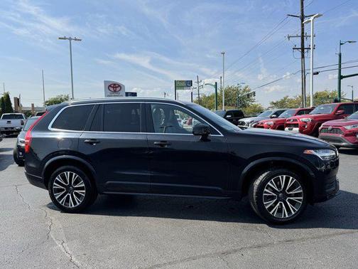 2020 Volvo XC90 T5 Momentum