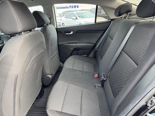2022 Kia Rio S