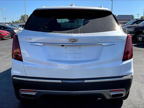 Crystal White Tricoat 2024 Cadillac XT5 Premium Luxury