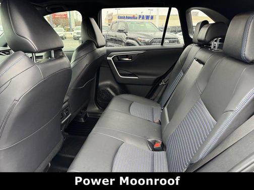 2023 Toyota RAV4 Hybrid SE