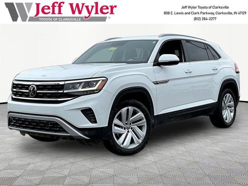 Pure White 2022 Volkswagen Atlas Cross Sport 3.6L V6 SE w/Technology