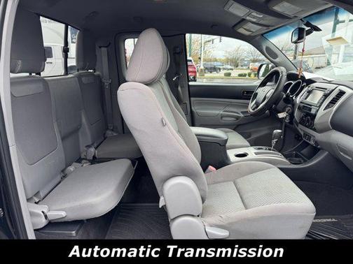 2013 Toyota Tacoma Base