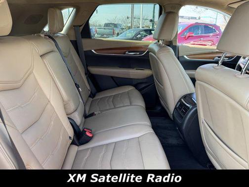 2019 Cadillac XT5 Platinum