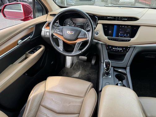 2019 Cadillac XT5 Platinum