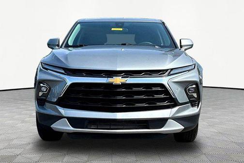 Sterling Gray Metallic 2025 Chevrolet Blazer 2LT