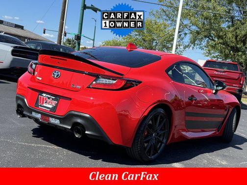 2024 Toyota GR86 Base