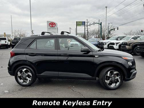 2023 Hyundai VENUE SEL