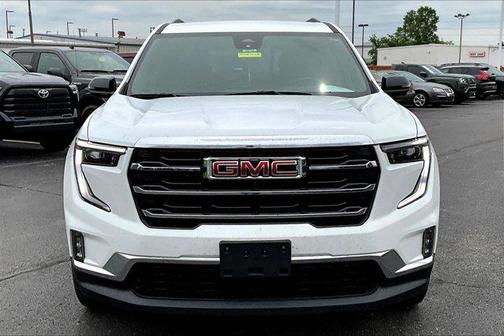 Summit White 2024 GMC Acadia FWD Elevation