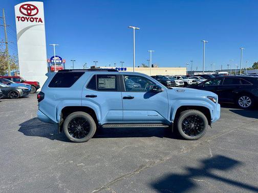 2025 Toyota 4Runner Hybrid Platinum