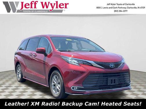 2022 Toyota Sienna XLE
