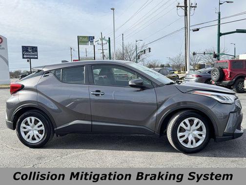 2021 Toyota C-HR LE