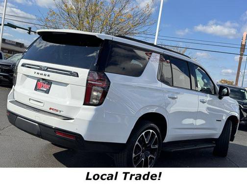 2023 Chevrolet Tahoe 4WD RST