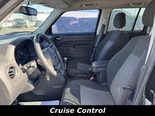 2017 Jeep Patriot Sport