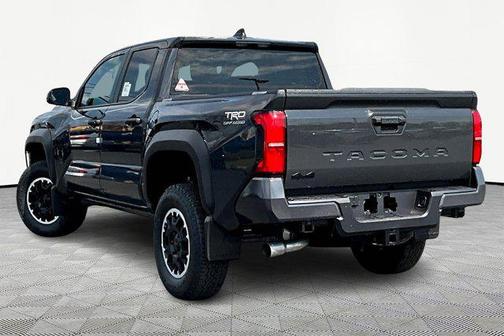 01l7 2026 Toyota Tacoma TRD Off Road