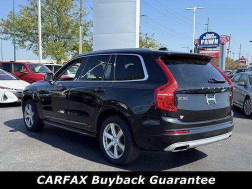 2020 Volvo XC90 T6 Momentum