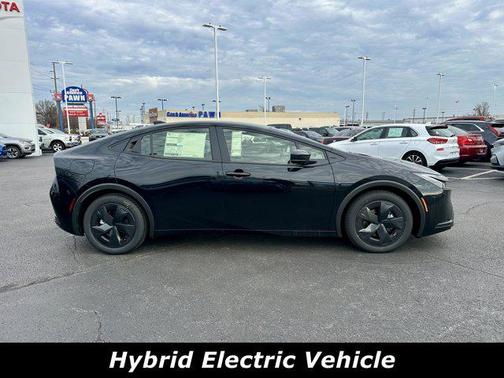 2026 Toyota Prius Plug-In Hybrid SE