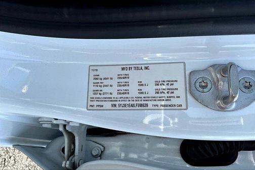 2020 Tesla Model 3 Standard Range Plus