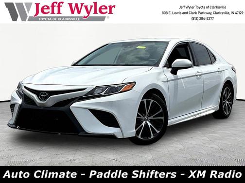 Super White 2020 Toyota Camry SE