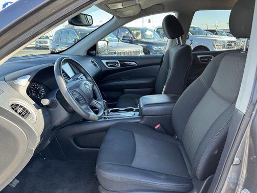 2020 Nissan Pathfinder SV 2WD