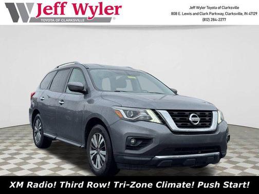 2020 Nissan Pathfinder SV