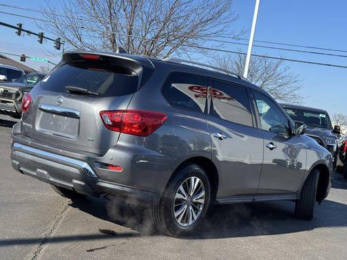 2020 Nissan Pathfinder SV 2WD