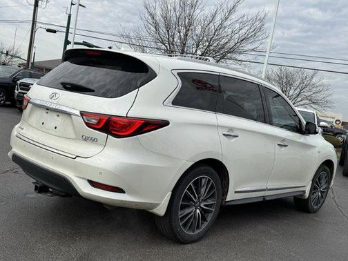 2017 INFINITI QX60 Base