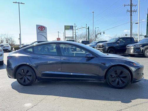 2025 Tesla Model 3 Standard Range