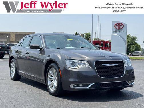 2016 Chrysler 300 S