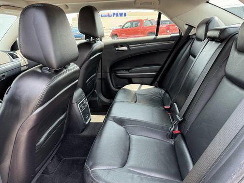2016 Chrysler 300 S