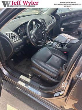2016 Chrysler 300 S
