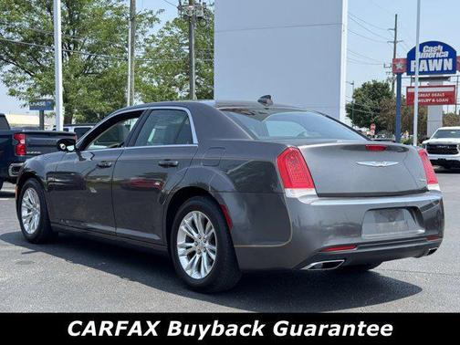 2016 Chrysler 300 S