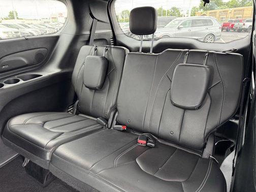2019 Chrysler Pacifica Touring-L Plus